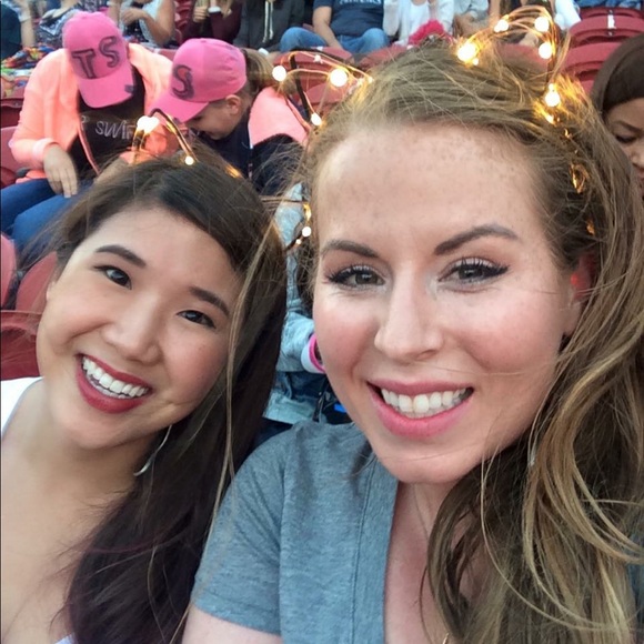 Meet your Posher, Sarah - Picture 1 of 1